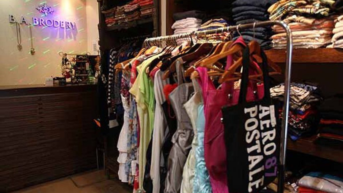 Shopping in avenida Avellaneda | miBsAs.com